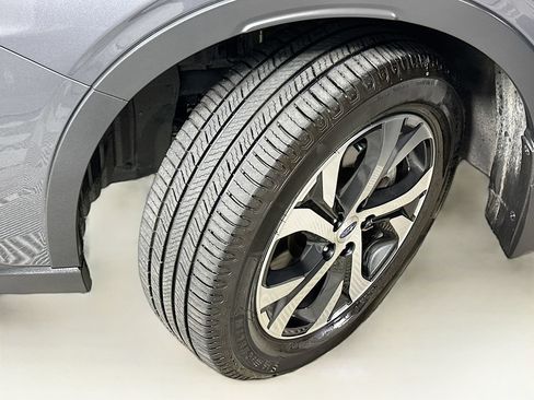Used 2021 Subaru Outback Touring XT AWD/4WD image 25