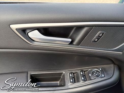 Used 2024 Ford Edge SEL w/ Convenience Package image 15