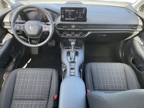 New 2026 Honda HR-V LX image 18