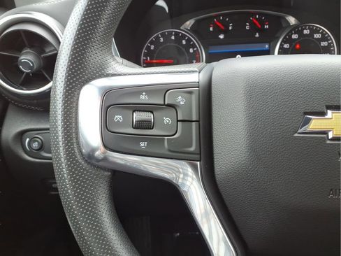 Certified 2024 Chevrolet Blazer LT w/ Convenience Package FWD image 11