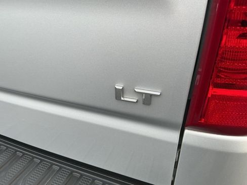 Used 2022 Chevrolet Silverado 1500 LT image 30