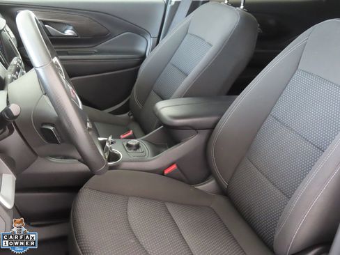 Used 2024 GMC Terrain SLE AWD/4WD image 11