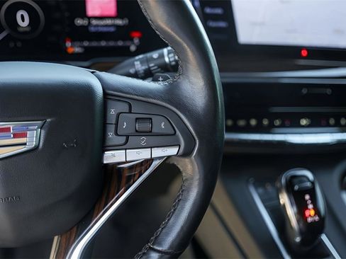 Used 2023 Cadillac Escalade Luxury w/ LPO, Illumination Package image 12