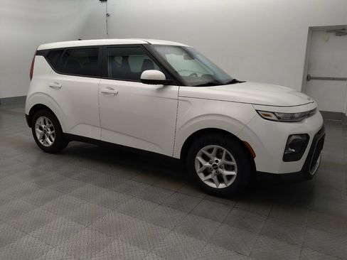 Used 2022 Kia Soul LX w/ Technology Package FWD image 11