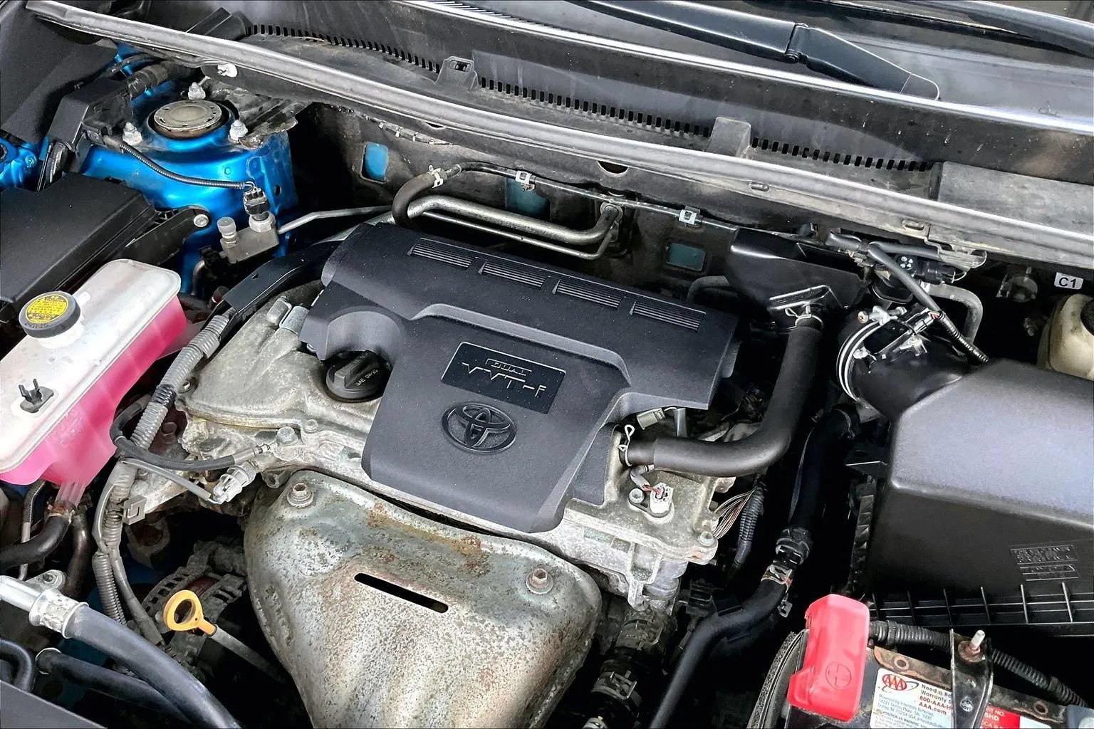 Used 2018 Toyota RAV4 LE w/ All Weather Liner Package FWD image 27