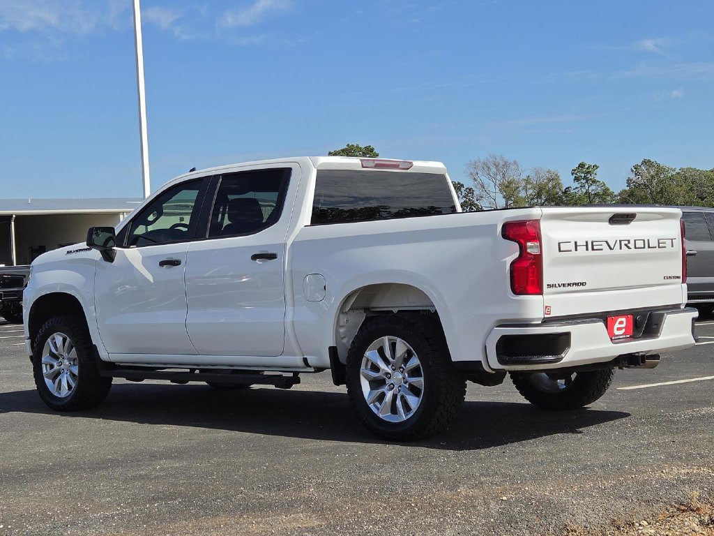 Used 2020 Chevrolet Silverado 1500 Custom w/ Custom Value Package RWD image 6