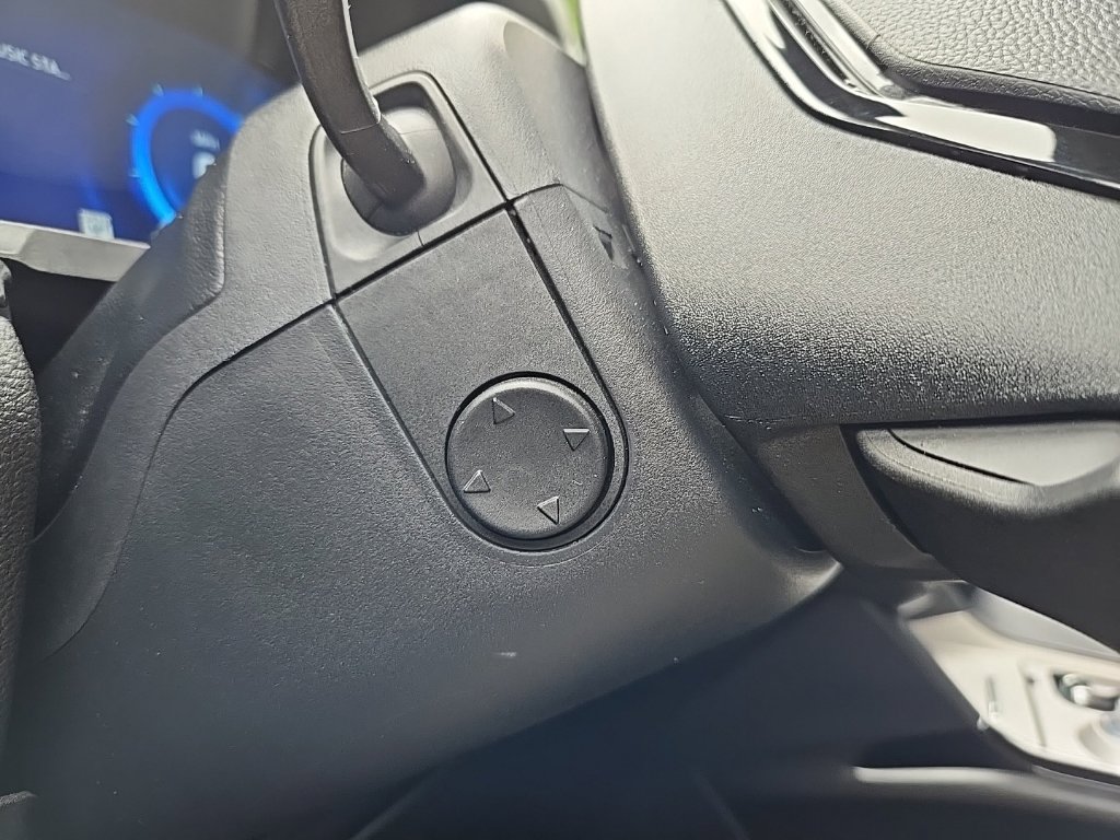 Used 2022 Ford Explorer ST w/ Equipment Group 401A AWD/4WD image 21