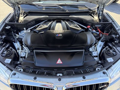 Used 2017 BMW X5 M image 55