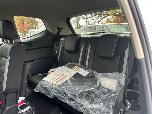 New 2026 Volkswagen Atlas Peak Edition image 15