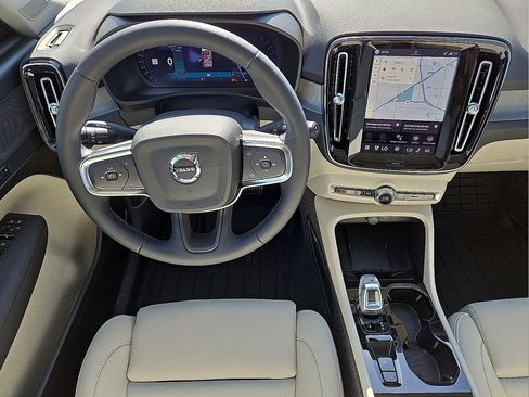 New 2026 Volvo XC40 B5 Plus w/ Protection Package Premier image 18