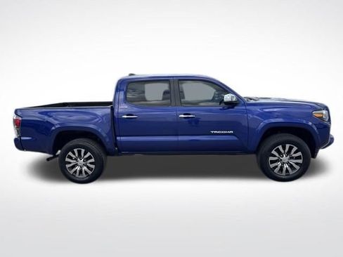 Used 2022 Toyota Tacoma Limited image 7