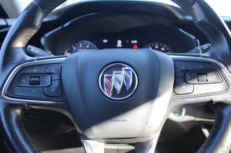 Used 2022 Buick Envision Essence w/ Sport Touring Package FWD image 11