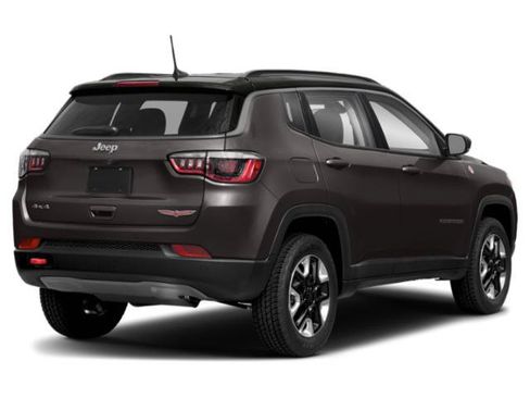 Used 2019 Jeep Compass Trailhawk w/ Leather Interior Group AWD/4WD image 2