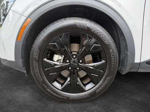 Used 2025 Kia Sportage X-Line w/ Premium Package AWD/4WD image 4