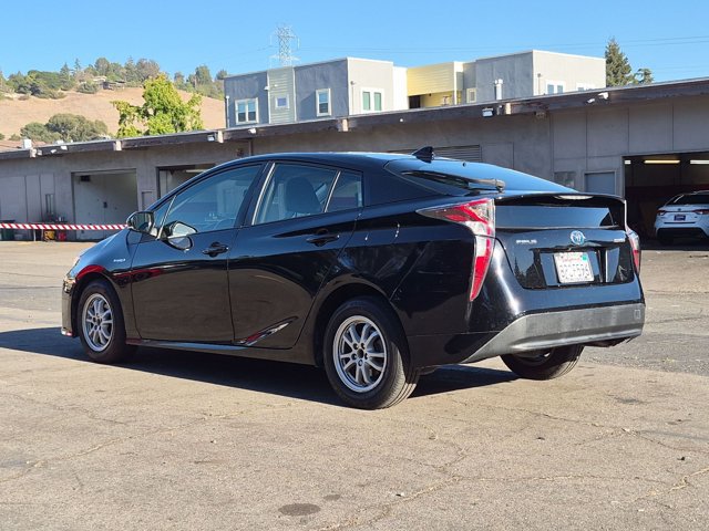 Used 2016 Toyota Prius Two FWD image 7