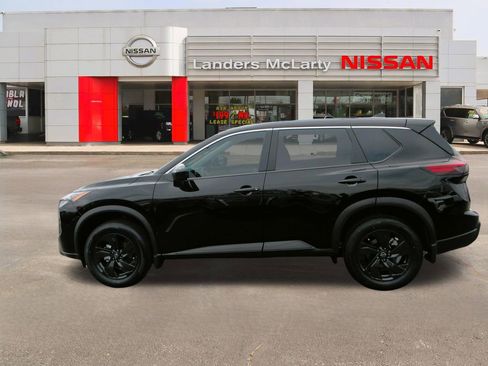 New 2026 Nissan Rogue SV w/ Cold Weather Package FWD image 6