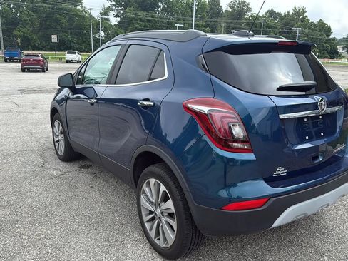 Used 2020 Buick Encore Preferred AWD/4WD image 3