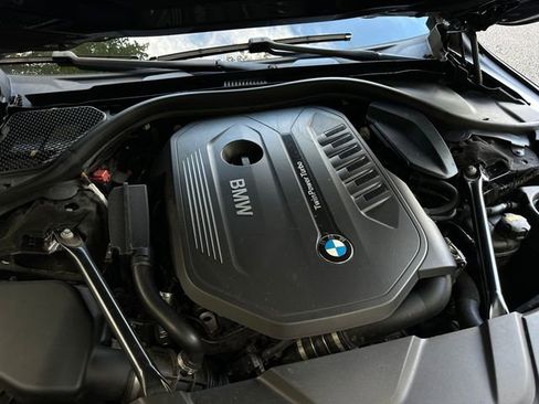 Used 2017 BMW 740i image 42