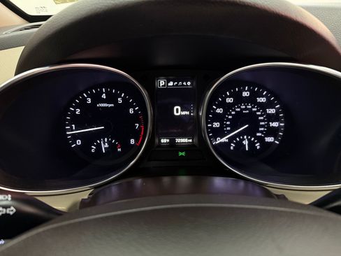 Used 2018 Hyundai Santa Fe Sport FWD image 18