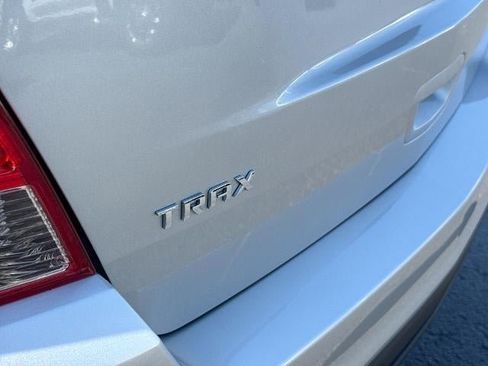 Certified 2019 Chevrolet Trax LS FWD image 30