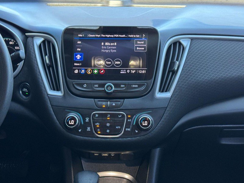 Used 2022 Chevrolet Malibu LT FWD image 13