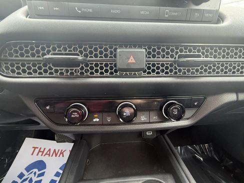 Used 2025 Honda HR-V Sport image 13