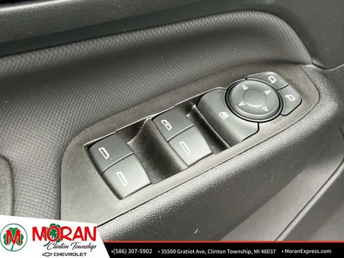 Certified 2022 Chevrolet Equinox RS w/ Infotainment Package image 17