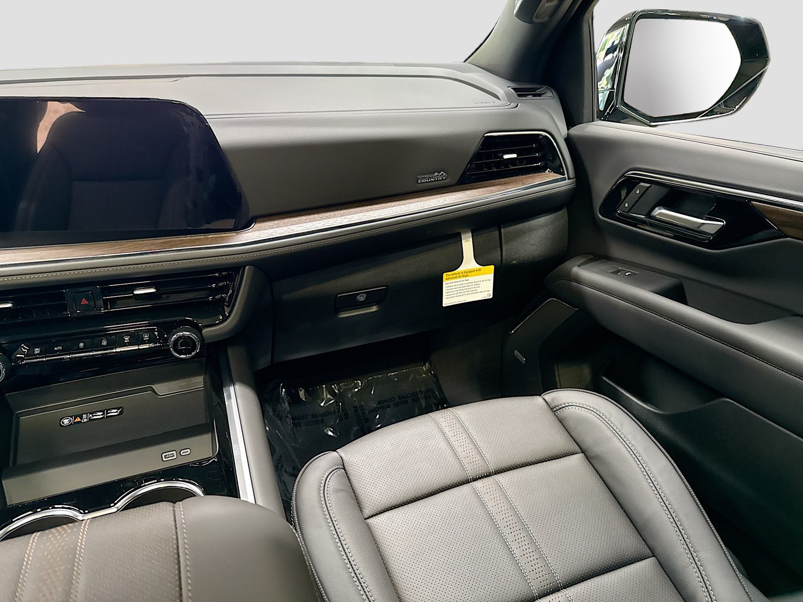 New 2026 Chevrolet Tahoe High Country AWD/4WD image 28