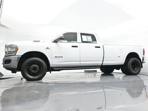 Used 2020 RAM 3500 Tradesman w/ Chrome Appearance Group AWD/4WD image 39