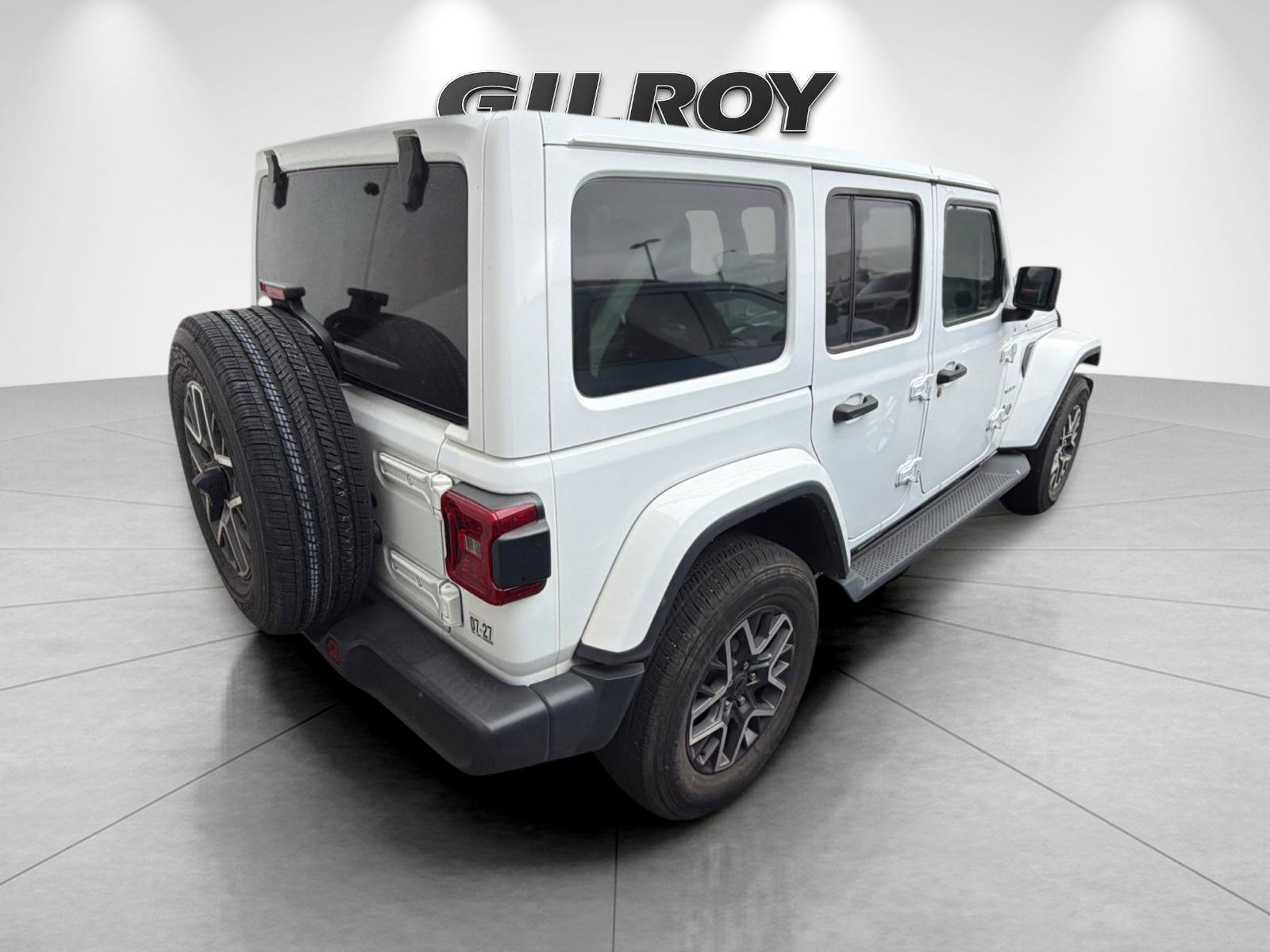 Used 2024 Jeep Wrangler Unlimited Sahara AWD/4WD image 2