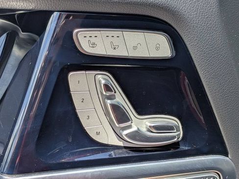 Used 2020 Mercedes-Benz G 63 AMG 4MATIC w/ G Manufaktur Interior Package image 20