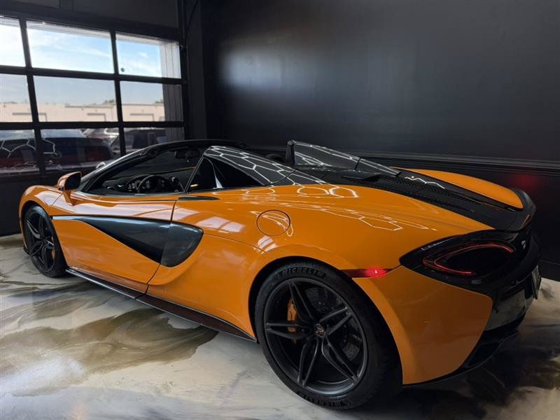 Used 2018 McLaren 570S Spider RWD image 6