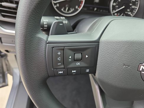 New 2026 Nissan Rogue S image 9