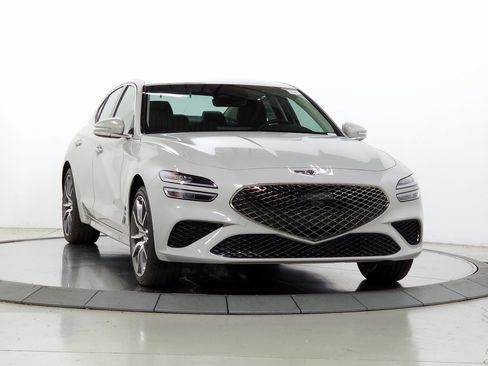 Used 2026 Genesis G70 2.5T image 1