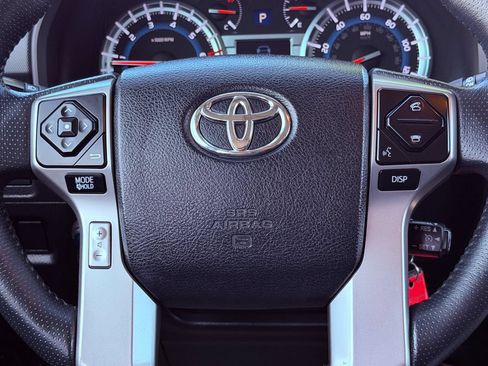 Used 2015 Toyota 4Runner SR5 Premium AWD/4WD image 37
