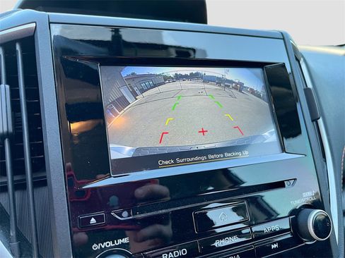 Used 2023 Subaru Crosstrek 2.0i Premium image 13