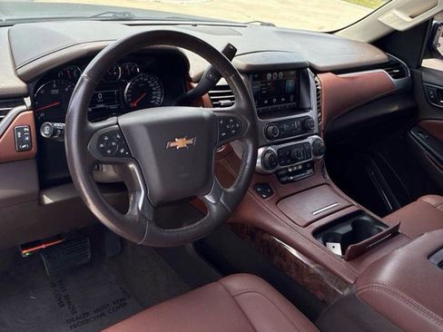 Used 2015 Chevrolet Tahoe LTZ RWD image 12