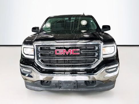 Used 2018 GMC Sierra 1500 SLE w/ SLE Value Package image 4
