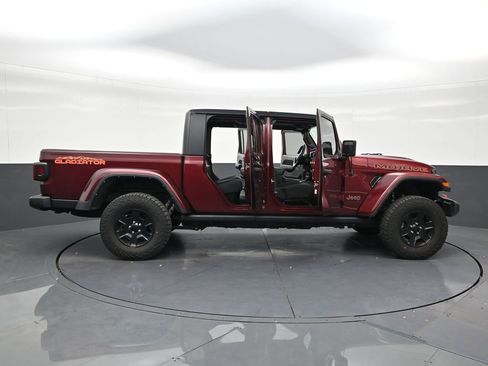 Used 2021 Jeep Gladiator Mojave w/ Trailer Tow Package image 29