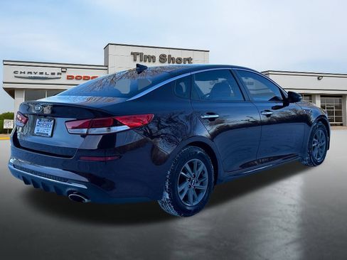 Used 2020 Kia Optima LX image 5