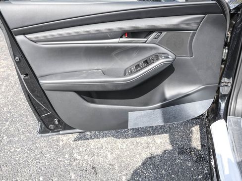 New 2026 MAZDA MAZDA3 2.5 S Sedan w/ Preferred Pkg FWD image 36