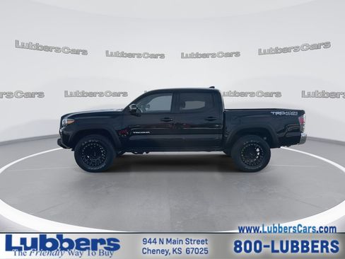 Used 2023 Toyota Tacoma TRD Off-Road image 5