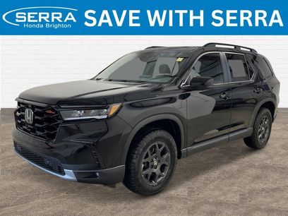 New 2025 Honda Pilot TrailSport