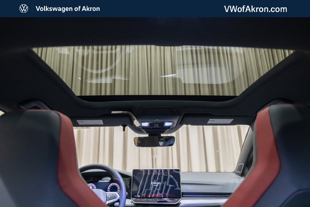 New 2026 Volkswagen GTI SE FWD image 14