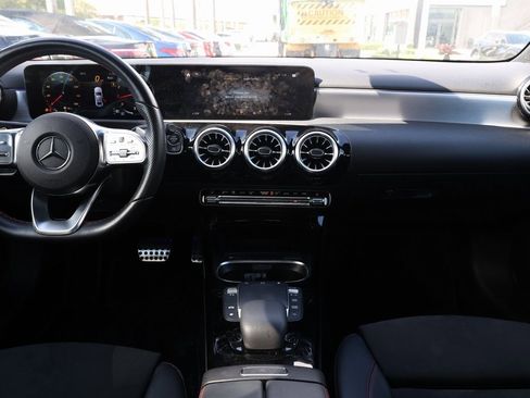 Used 2022 Mercedes-Benz A 220 4MATIC image 24