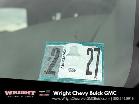 Used 2025 Chevrolet Express 3500 w/ Driver Convenience Package image 9