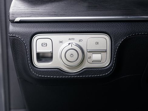 Used 2026 Mercedes-Benz GLS 450 GLS 450 image 10