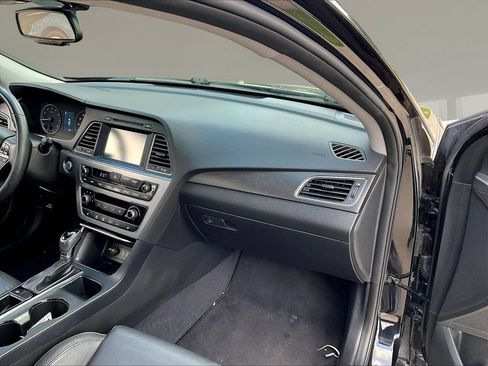 Used 2017 Hyundai Sonata Sport w/ Value Edition Package 02 FWD image 25