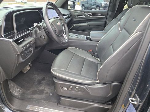 Used 2021 Cadillac Escalade Sport w/ Driver Assist Tech Package image 26