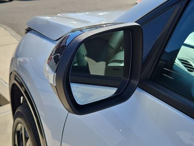 New 2027 Chevrolet Traverse RS AWD/4WD image 21